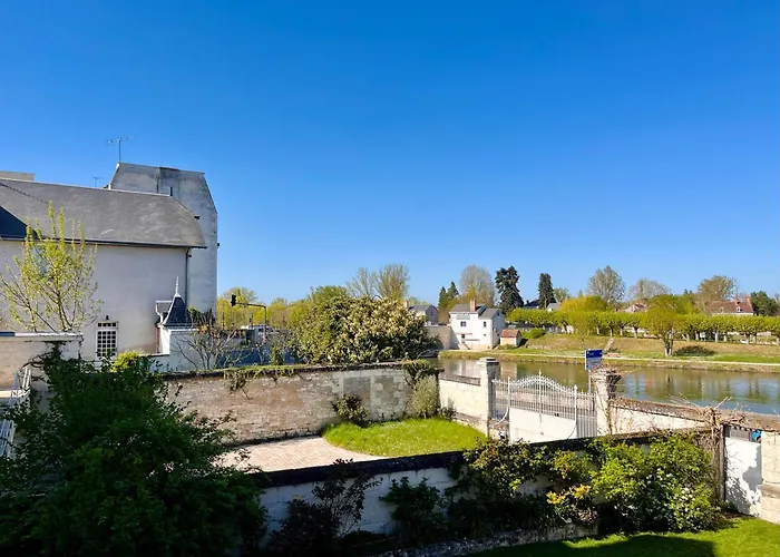 Maison Adrienne Saint-Aignan 