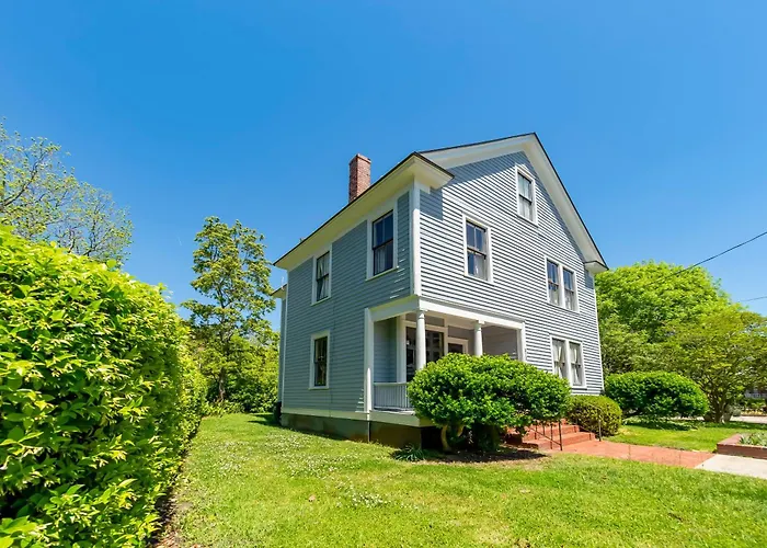 Aerie Bed & Breakfast