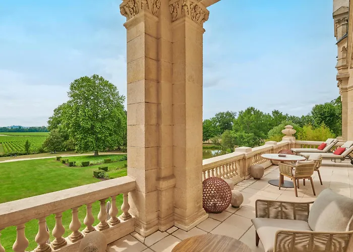 Château Hôtel Grand Barrail