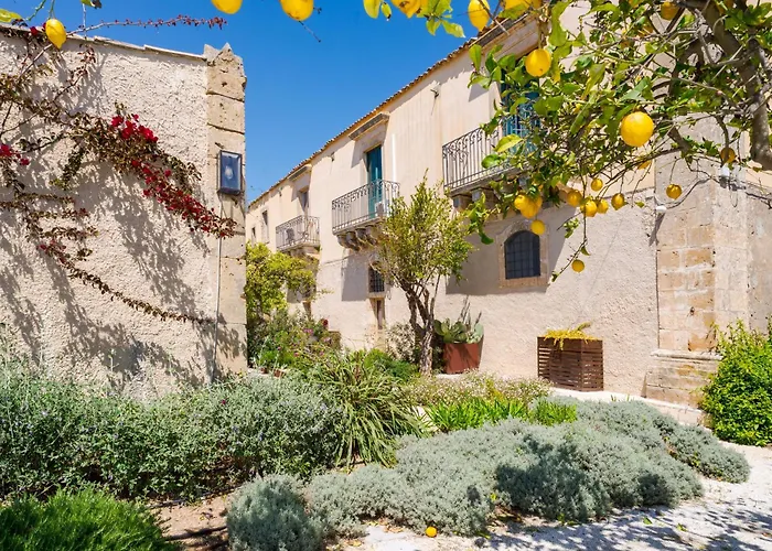 Baglio Siciliamo Country House