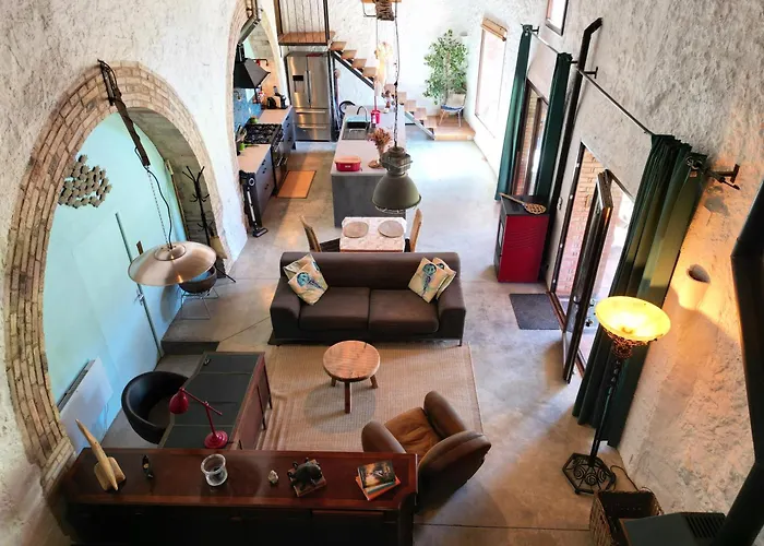 Mas Del Llop Blanc - Dog Friendly Hostal Rural - B&B Sobrestany
