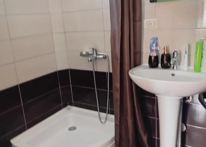 Betty'S Home Korce