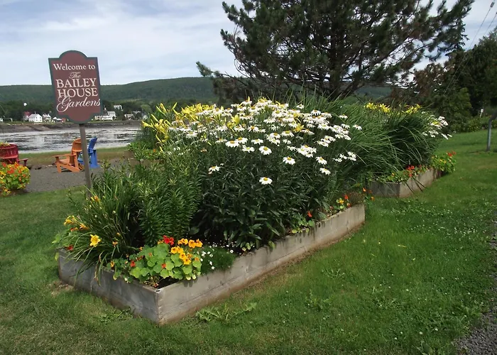 Bailey House Inn - Georgian Waterfront Retreat Annapolis Royal
