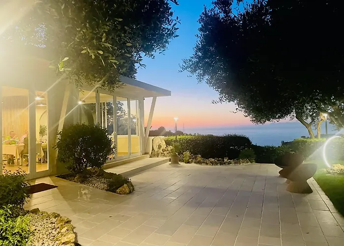 Villa Garden
