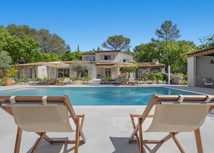 Bed and Breakfast Mas La Roca Roquefort-les-Pins