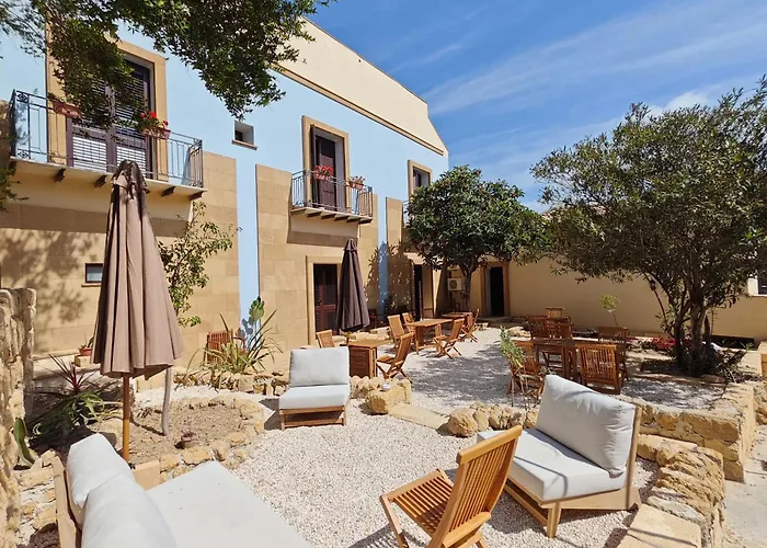 Villa Amoroso - Ospitalità Mediterranea