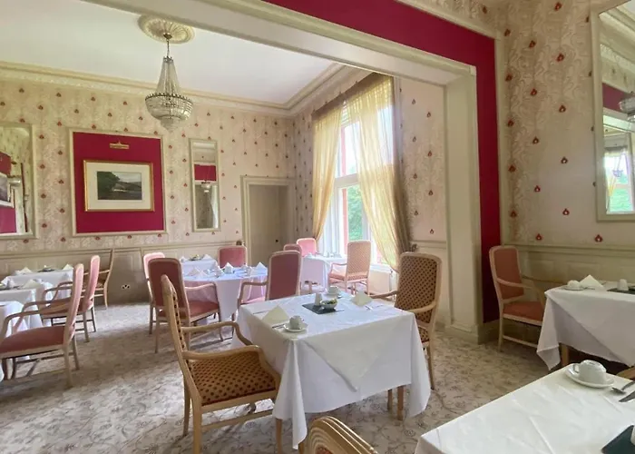Dryburgh Abbey Hotel