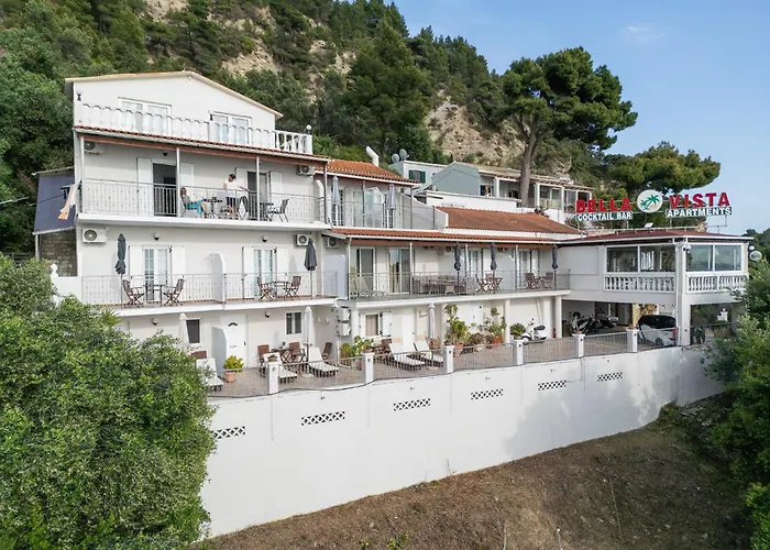 Bella Vista Apartments