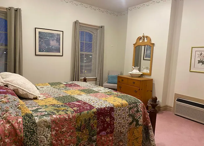 Oak Valley Inn And Suites