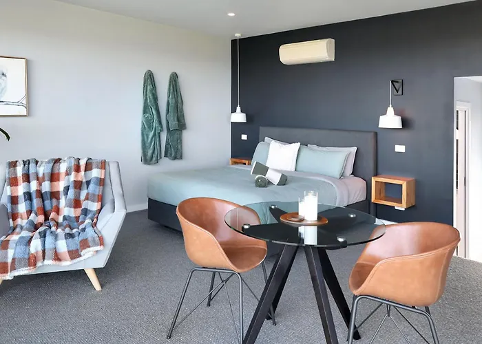 The Nest Luxury Stay Couples Accommodation W Private Bath Tub On The Deck, Sky Views, Disability Suitable Breakfast Hamper On Arrival Point Lonsdale