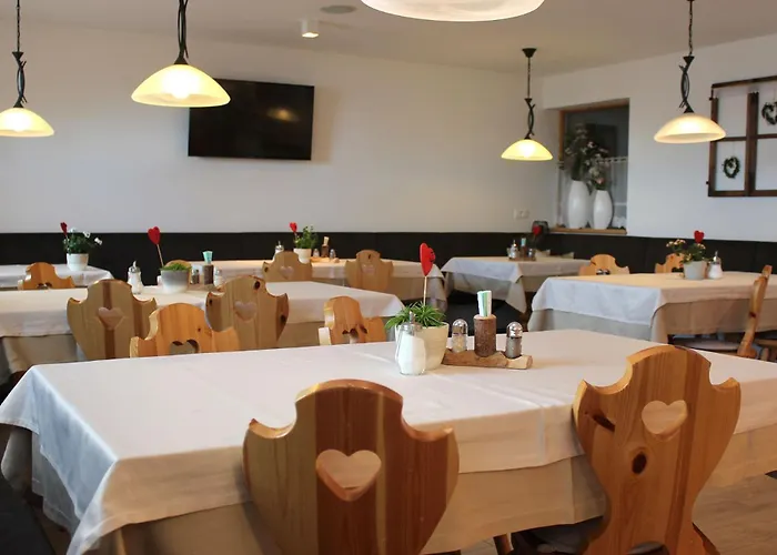 Gasthaus Oberkirn Schenna