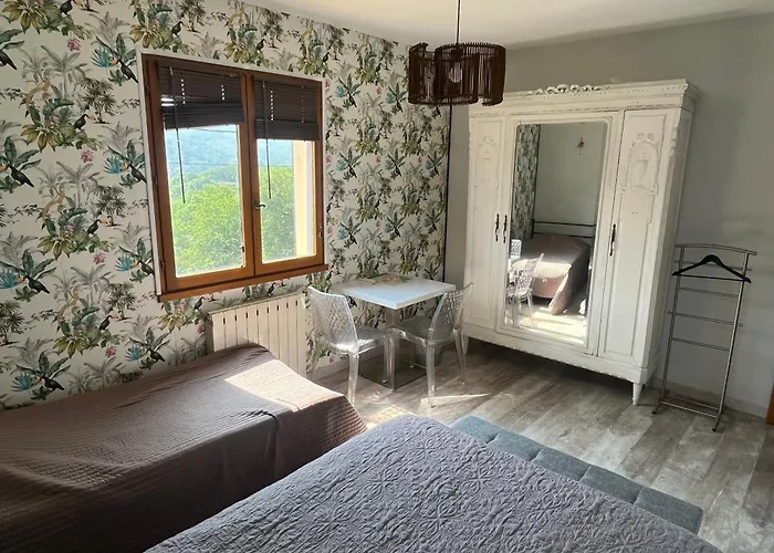 Bed and Breakfast La paresse Avèze