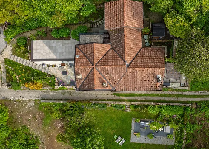 Essentia Guest House