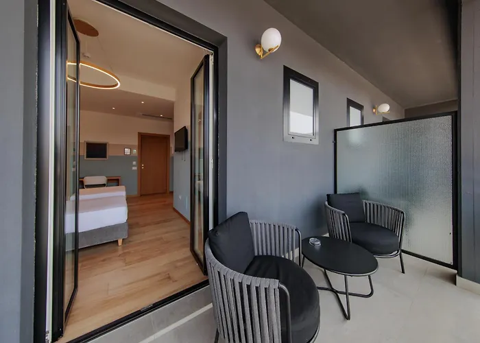 Ophelia Hotel
