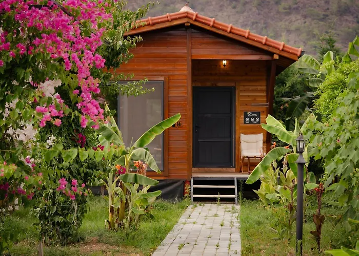 Lemon Garden Lodge