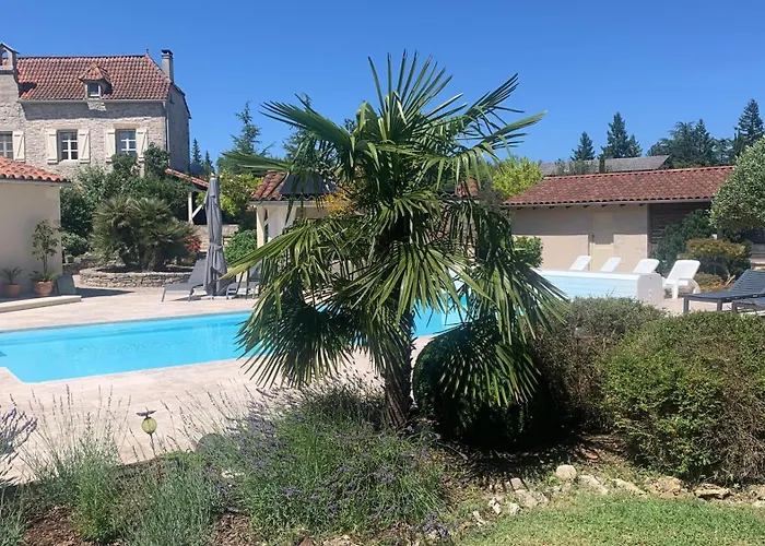 Le Couvent Bed and Breakfast Saint-Jean-de-Laur