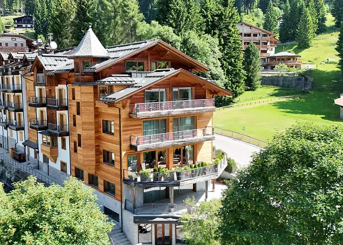 Chalet Laura Lodge Hotel
