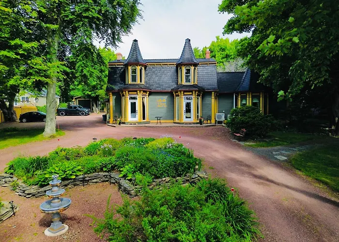Belle View Manor Inn