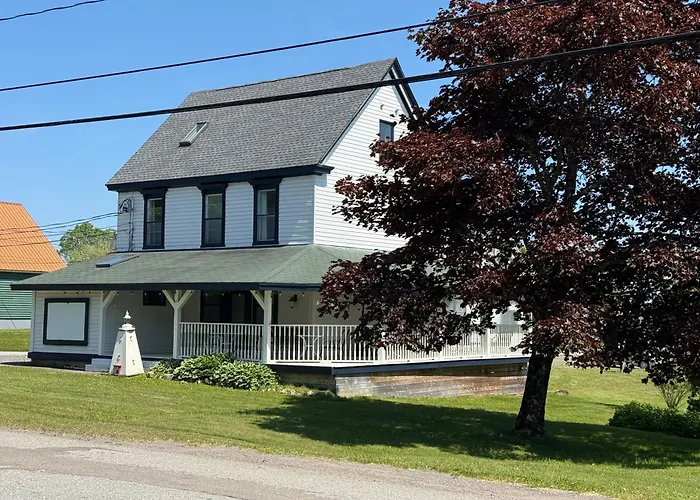 Fundy Footprints Bed & Breakfast St. Martins