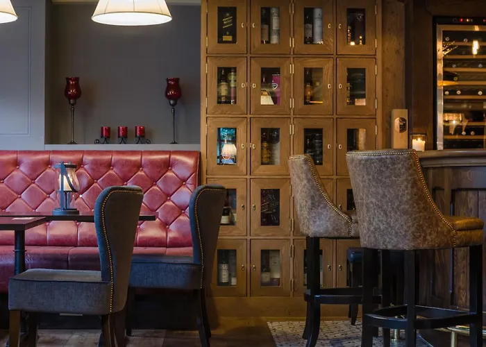 Court Yard Hotel