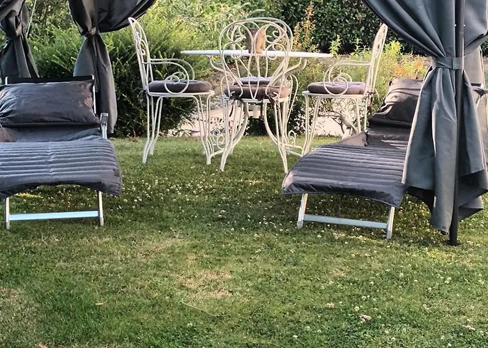 La Bonne Adresse Bed and Breakfast Val de Livre