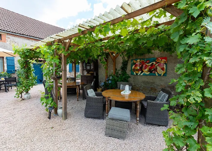 Bed and Breakfast Domaine La Pomme De Pin Louroux-de-Beaune