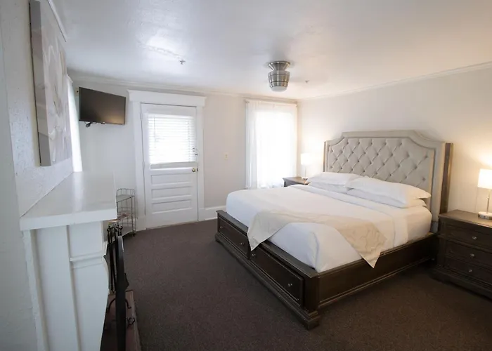 Inn On Charlotte Boutique Hotel St. Augustine