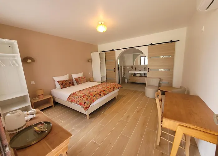 Bed and Breakfast Logis de La Garenne à Mortagne-sur-Gironde