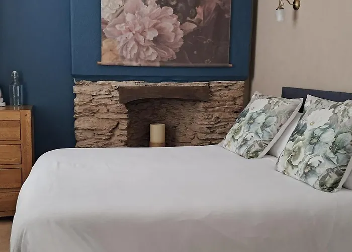 Poplars Guest House