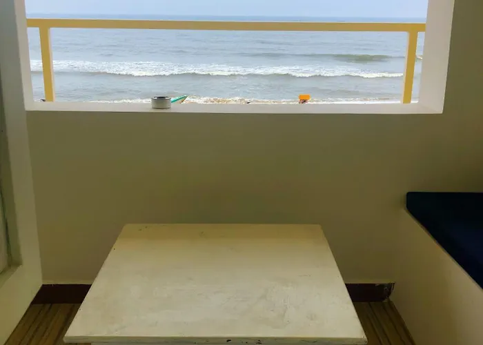 Beach Bae Mahabalipuram