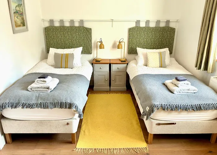 Westbury Cross House Bed & Breakfast