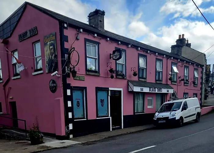 Black Toms Tavern