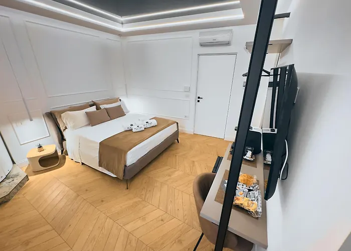Boutique Suites - Palazzo Rodotà 1683 Cosenza