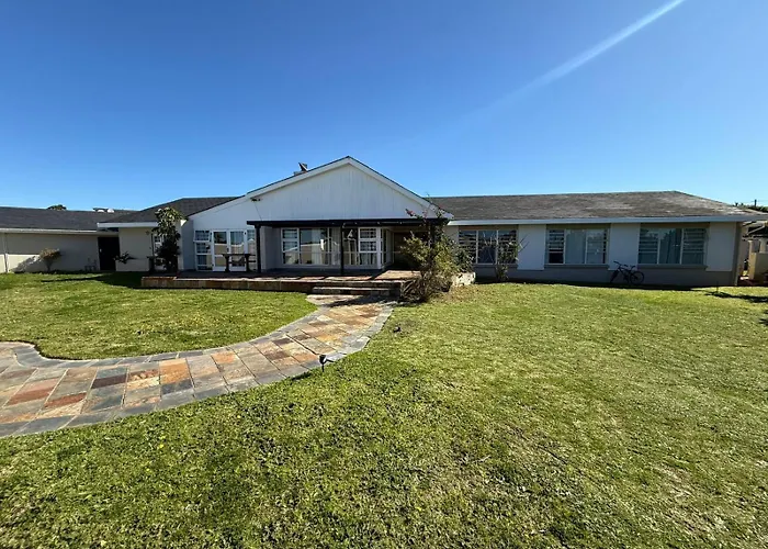 La Maison On 37 Admiralty Way, Summerstrand, Port Elizabeth