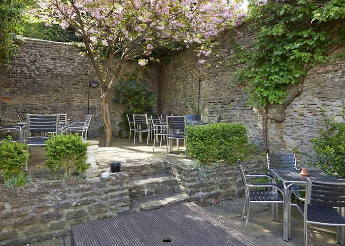 Woolpack Inn By Greene King Inns