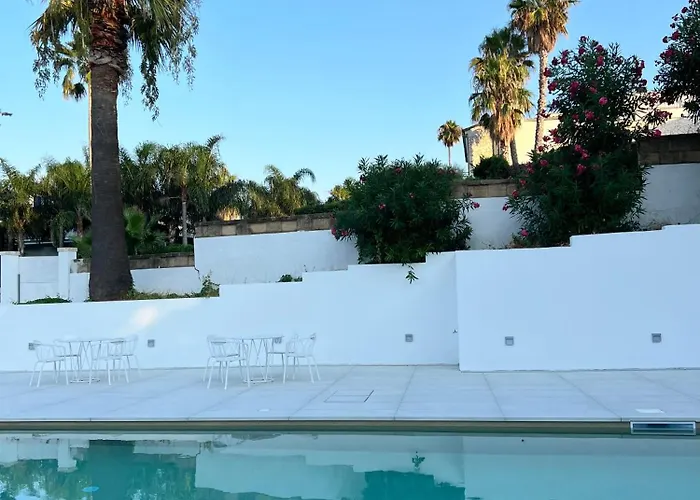 Helios Hotel
