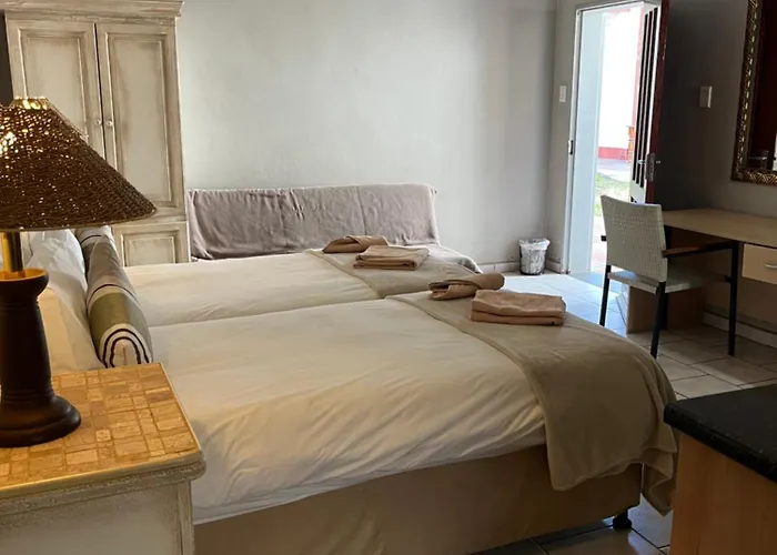 Hotel Pension Casa Africana Windhoek