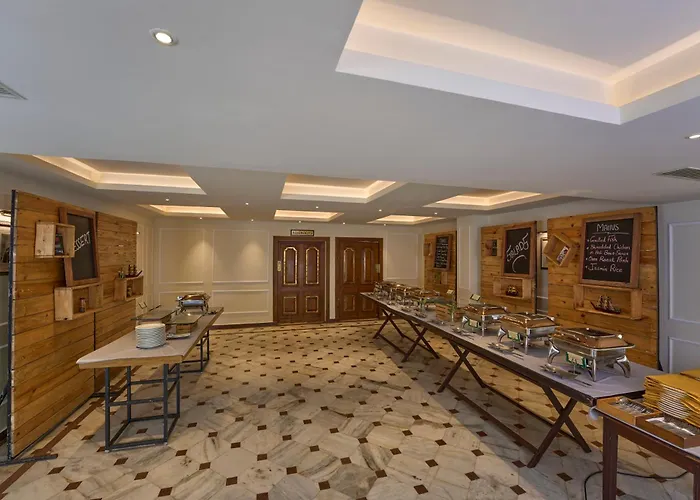 Casino Hotel - Cgh Earth, Cochin