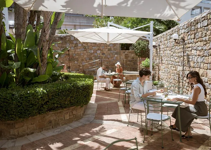 Villa Dei Melograni Boutique Hotel