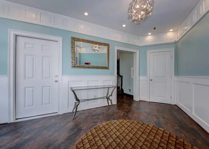 Dupont Circle-Suite 7Kalorama Luxury Apartment
