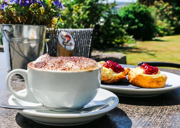 The Bay Rooms At Glenisle Hotel