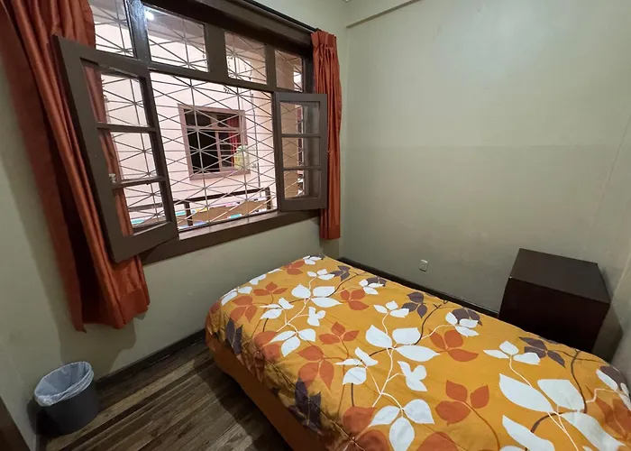 Check Inn Bed And Breakfast Cuenca