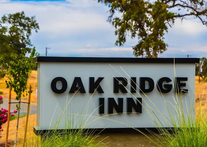 Oak Ridge Inn