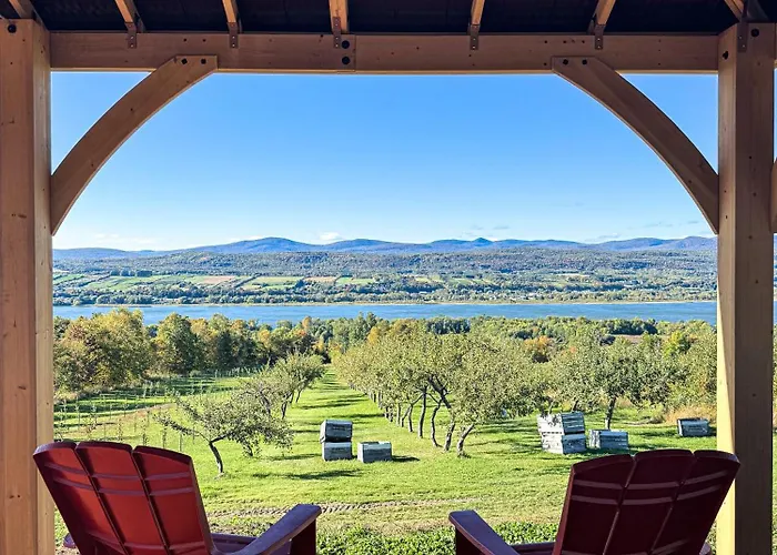 Domaine Steinbach Cidrerie B&B Distillerie St-Pierre-de-l'Île-d'Orléans