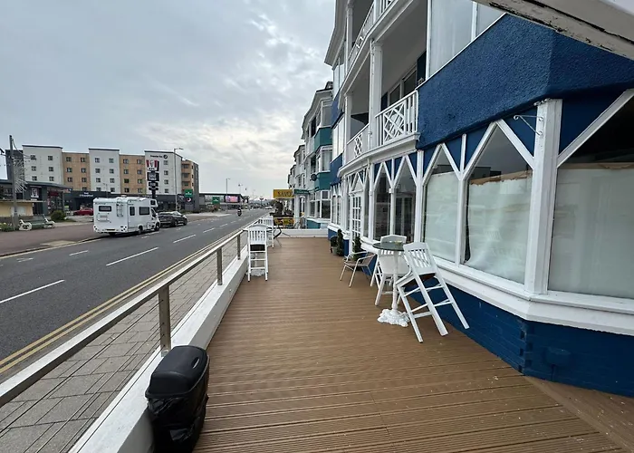 Sea Side Hotel
