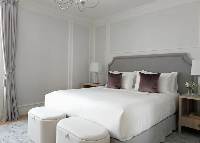 Maison A Deux Mains Ay-Champagne