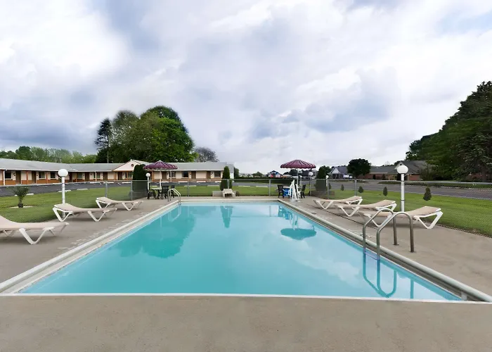 Knights Inn Palmyra