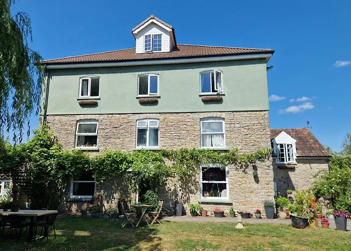 Worth House