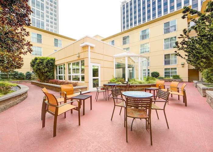Courtyard By Marriott Seattle Bellevue/Downtown