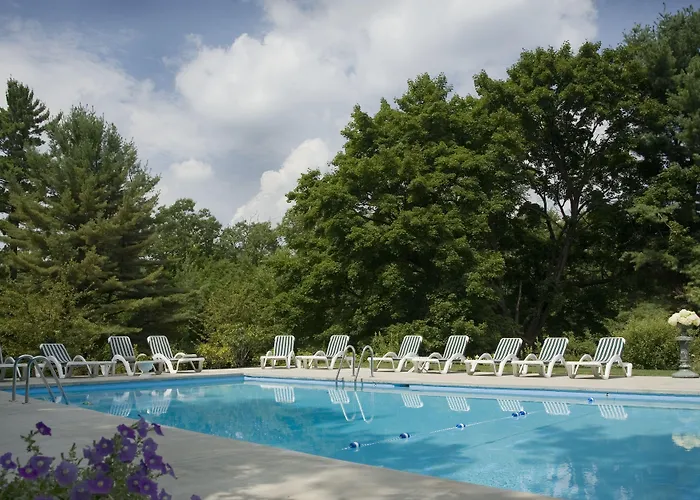 Manor On Golden Pond